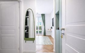 B And G San Babila- Luxury In The Heart Of Milano - Design District